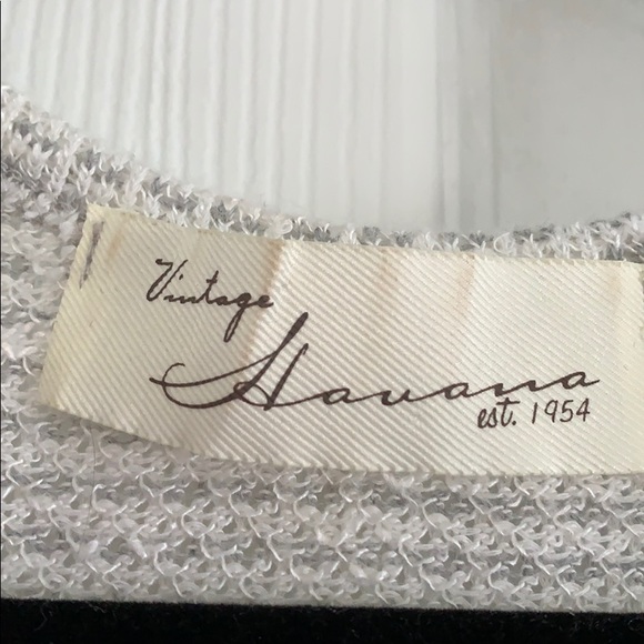 Pullover - Picture 3 of 3